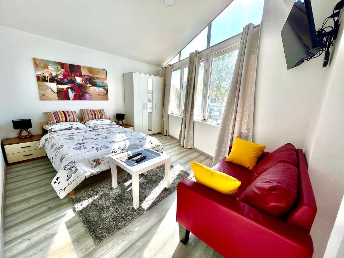 Апартаменты Apartma Skofije I Koper - Spodnje Skofije 174A Згорнье-Шкофье Экстерьер фото